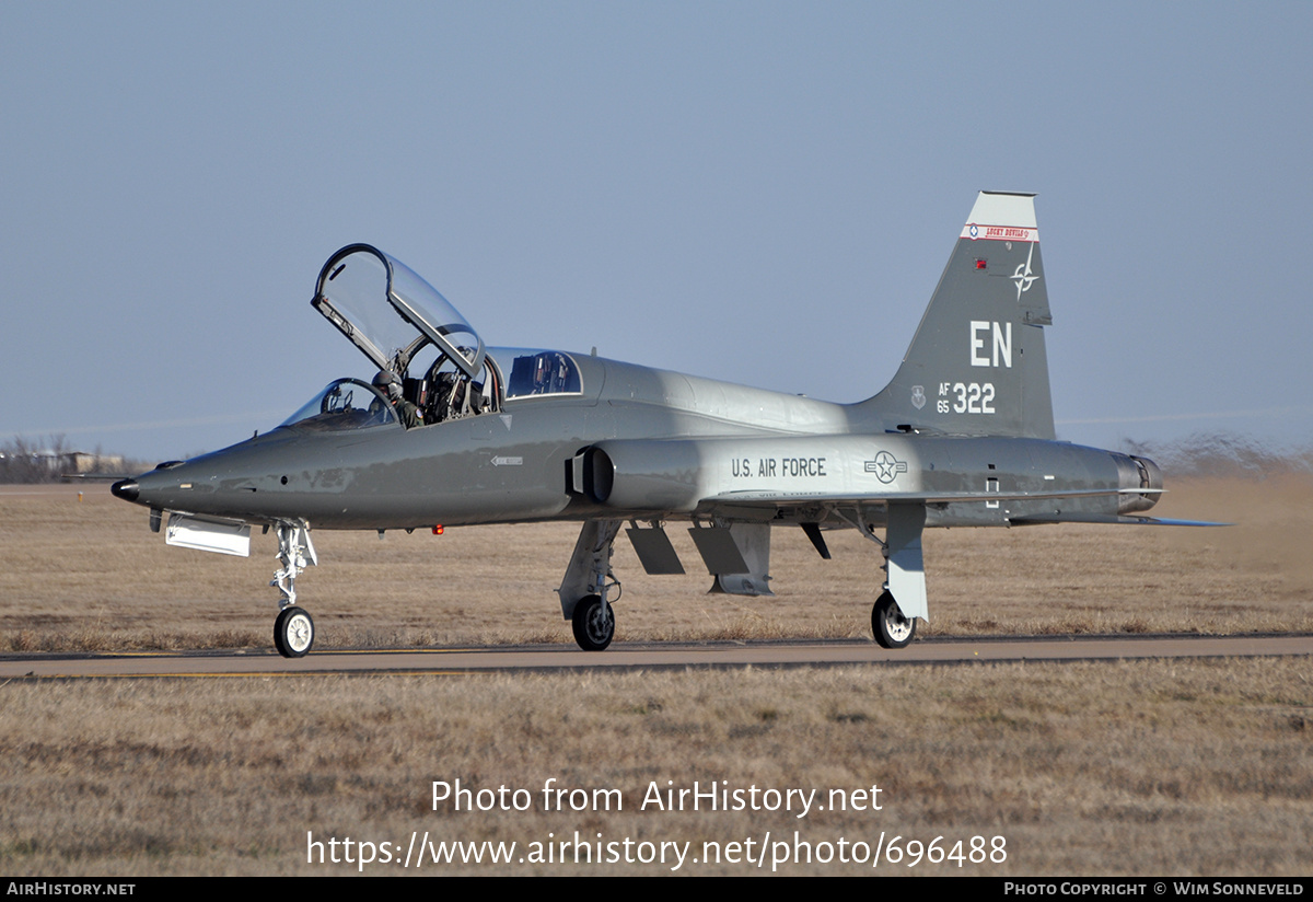 Aircraft Photo of 65-10322 / AF65-322 | Northrop T-38C Talon | USA - Air Force | AirHistory.net #696488