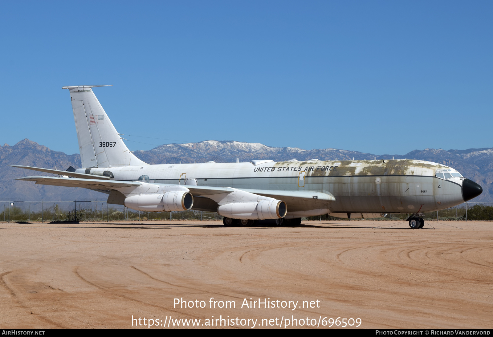 Aircraft Photo of 63-8057 / 38057 | Boeing EC-135J | USA - Air Force | AirHistory.net #696509