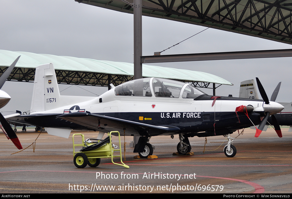 Aircraft Photo of 00-3571 / AF00-571 | Raytheon T-6A Texan II | USA - Air Force | AirHistory.net #696579