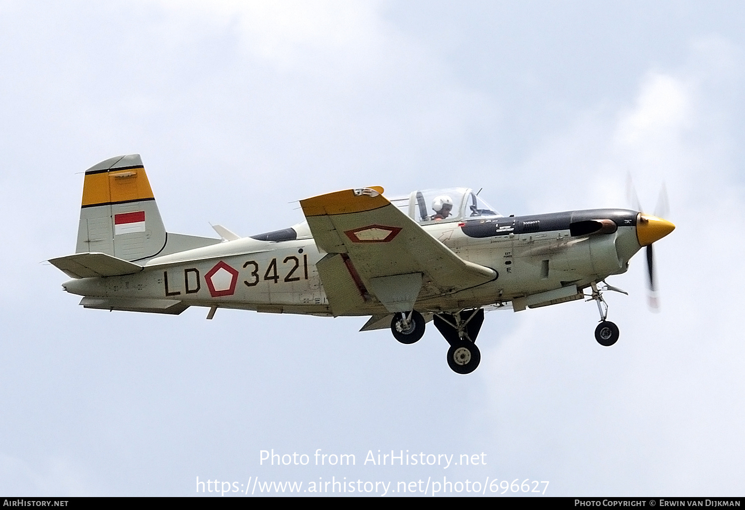 Aircraft Photo of LD-3421 | Beech T-34C-1 Turbo Mentor | Indonesia - Air Force | AirHistory.net #696627