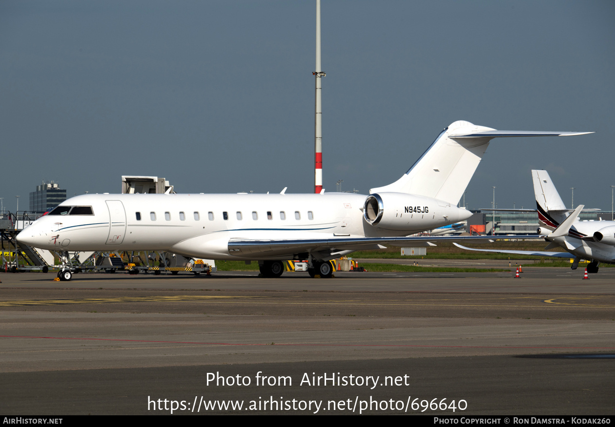 Aircraft Photo of N945JG | Bombardier Global 6000 (BD-700-1A10) | AirHistory.net #696640