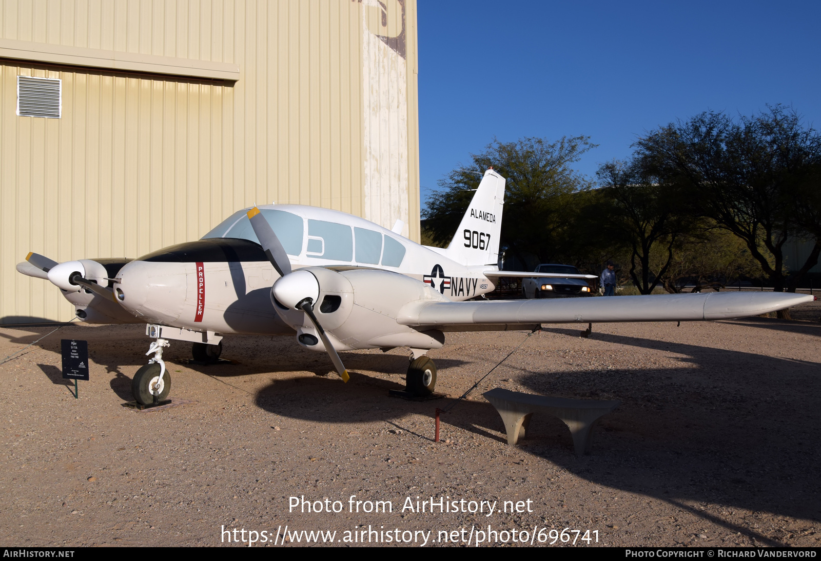 Aircraft Photo of 149067 / 9067 | Piper U-11A Aztec (UO-1/PA-23-250) | USA - Navy | AirHistory.net #696741