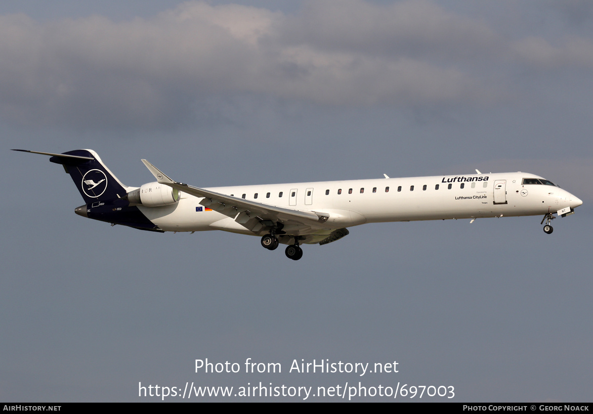 Aircraft Photo of D-ACNT | Bombardier CRJ-900ER NG (CL-600-2D24) | Lufthansa | AirHistory.net #697003