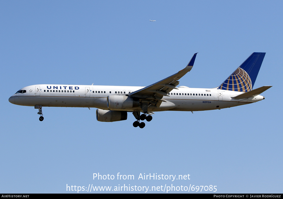 Aircraft Photo of N29124 | Boeing 757-224 | United Airlines | AirHistory.net #697085