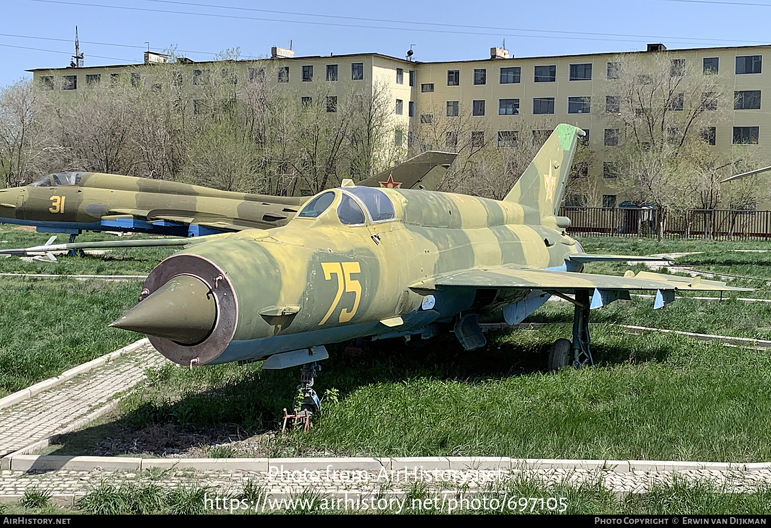 Aircraft Photo of 75 yellow | Mikoyan-Gurevich MiG-21bis | Russia - Air Force | AirHistory.net #697105