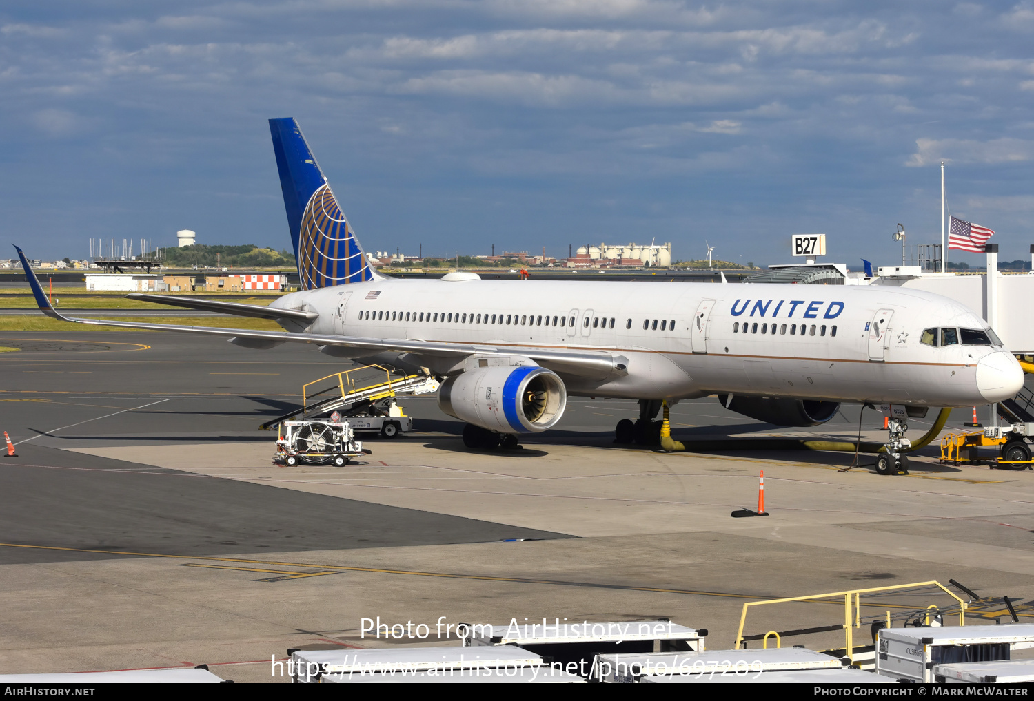 Aircraft Photo of N41135 | Boeing 757-224 | United Airlines | AirHistory.net #697209