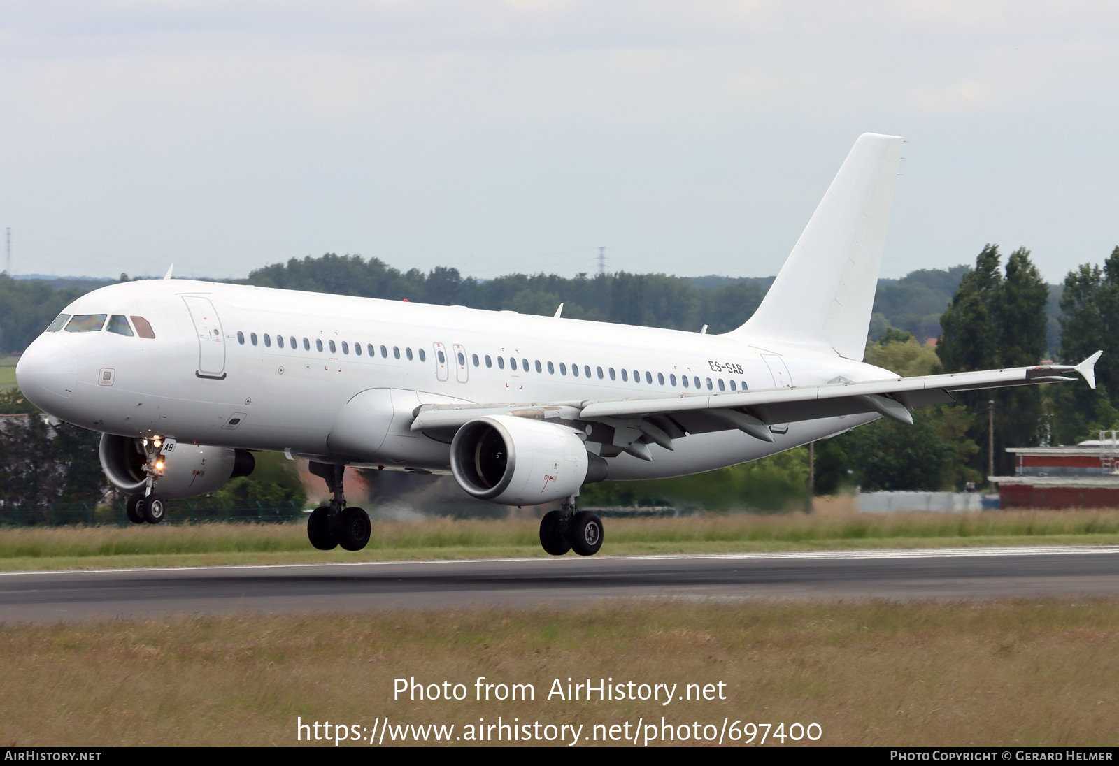 Aircraft Photo of ES-SAB | Airbus A320-214 | AirHistory.net #697400