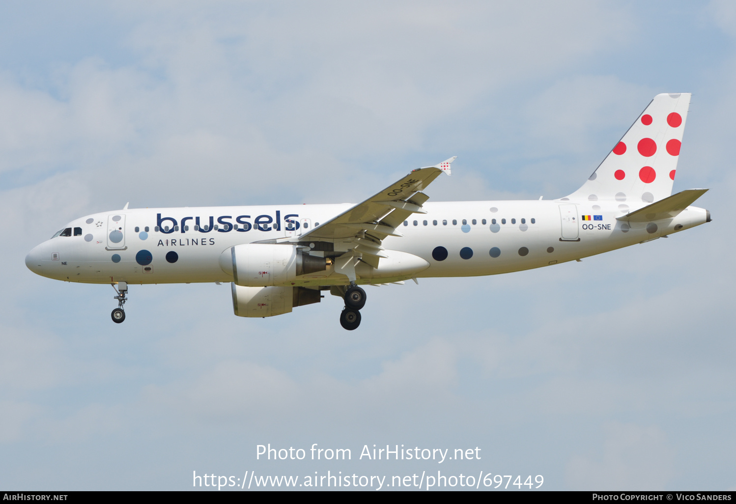 Aircraft Photo of OO-SNE | Airbus A320-214 | Brussels Airlines | AirHistory.net #697449