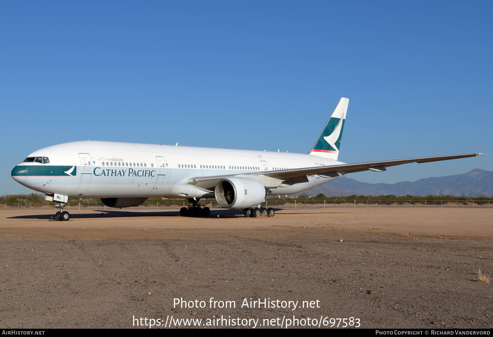 Aircraft Photo of B-HNL | Boeing 777-267 | Cathay Pacific Airways | AirHistory.net #697583