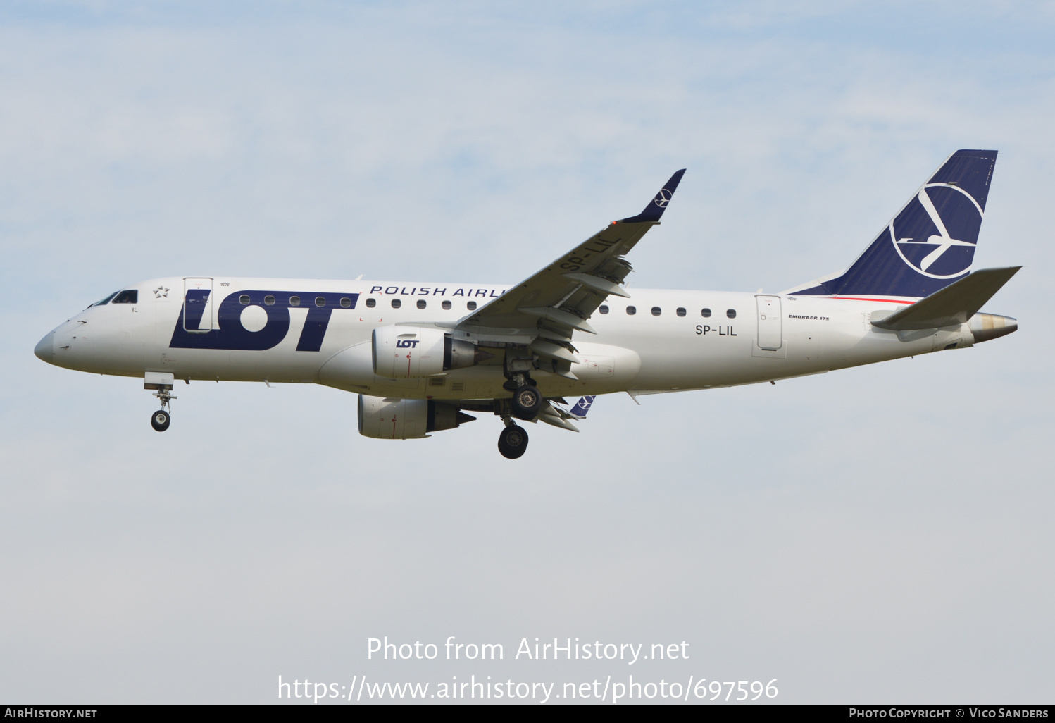 Aircraft Photo of SP-LIL | Embraer 175STD (ERJ-170-200STD) | LOT Polish Airlines - Polskie Linie Lotnicze | AirHistory.net #697596