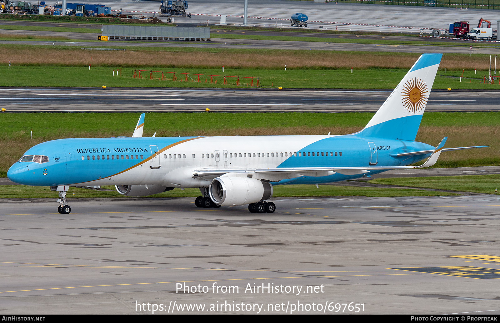 Aircraft Photo of ARG-01 | Boeing 757-256 | Argentina - Air Force | AirHistory.net #697651