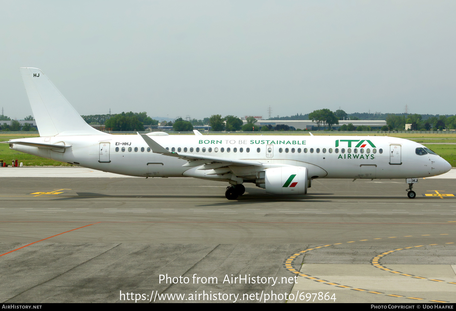 Aircraft Photo of EI-HHJ | Airbus A220-371 (BD-500-1A11) | ITA Airways | AirHistory.net #697864