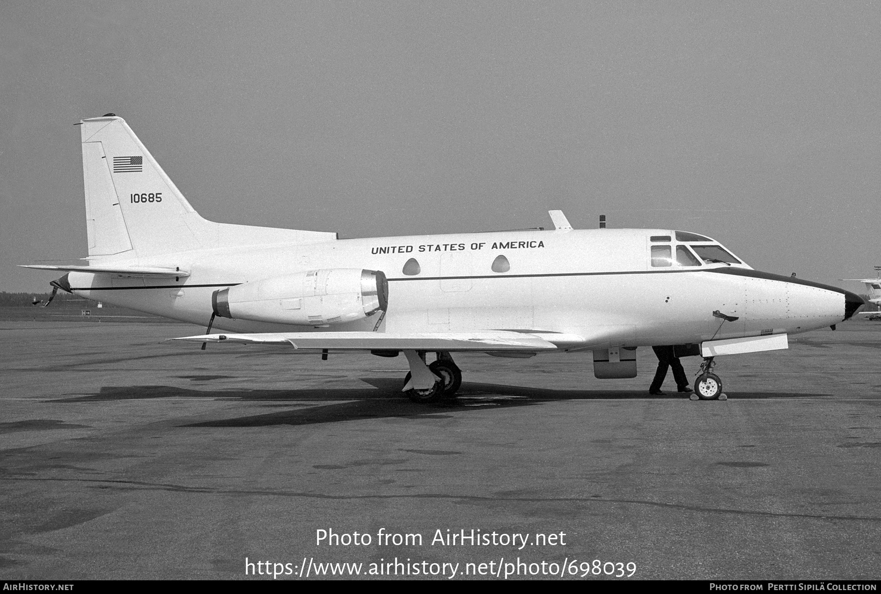 Aircraft Photo of 61-0685 / 10685 | North American CT-39A | USA - Air Force | AirHistory.net #698039