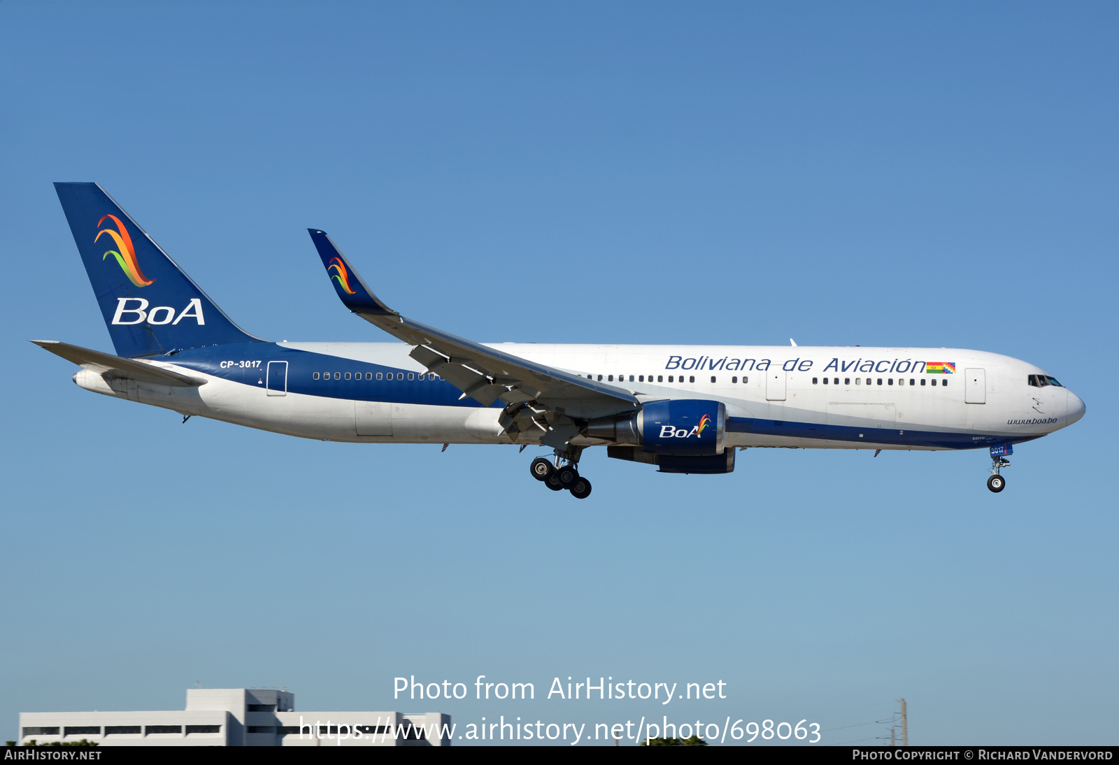 Aircraft Photo of CP-3017 | Boeing 767-328/ER | Boliviana de Aviación - BoA | AirHistory.net #698063