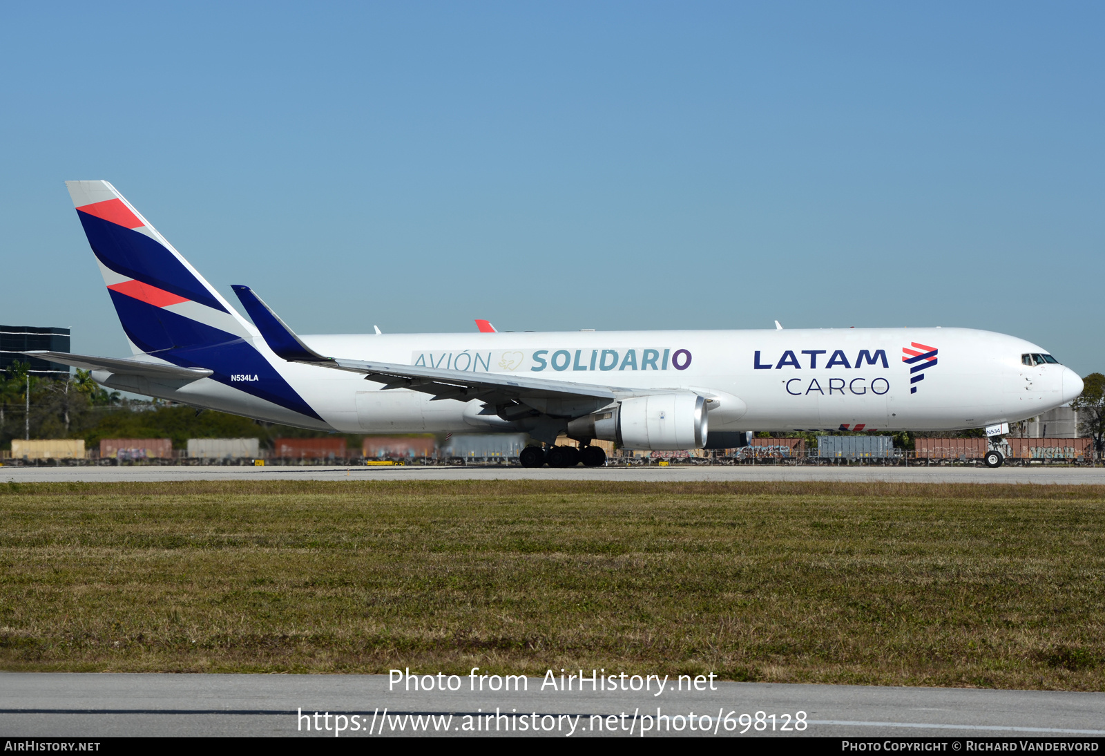 Aircraft Photo of N534LA | Boeing 767-316F/ER | LATAM Cargo | AirHistory.net #698128