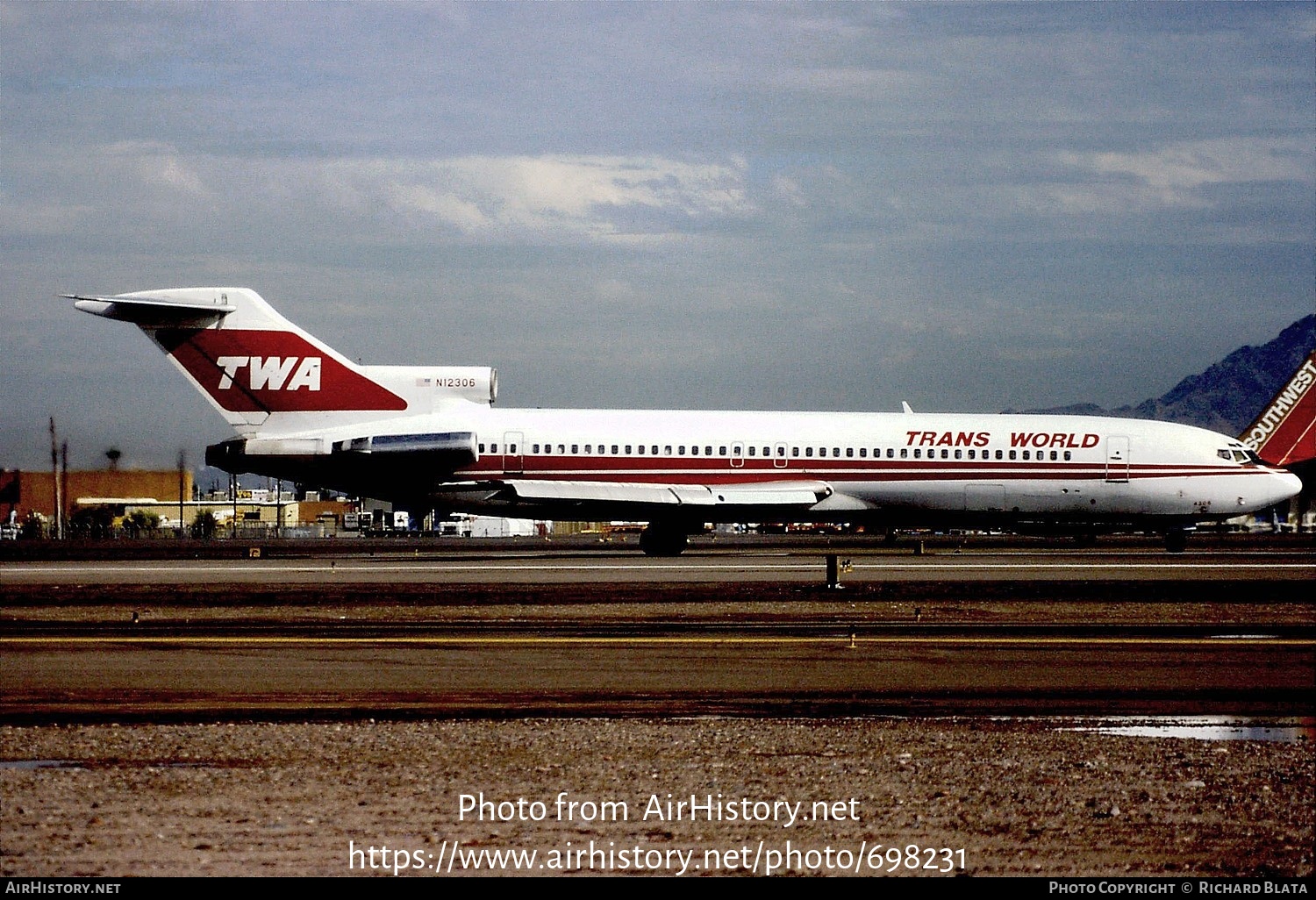 Aircraft Photo of N12306 | Boeing 727-231 | Trans World Airlines - TWA | AirHistory.net #698231