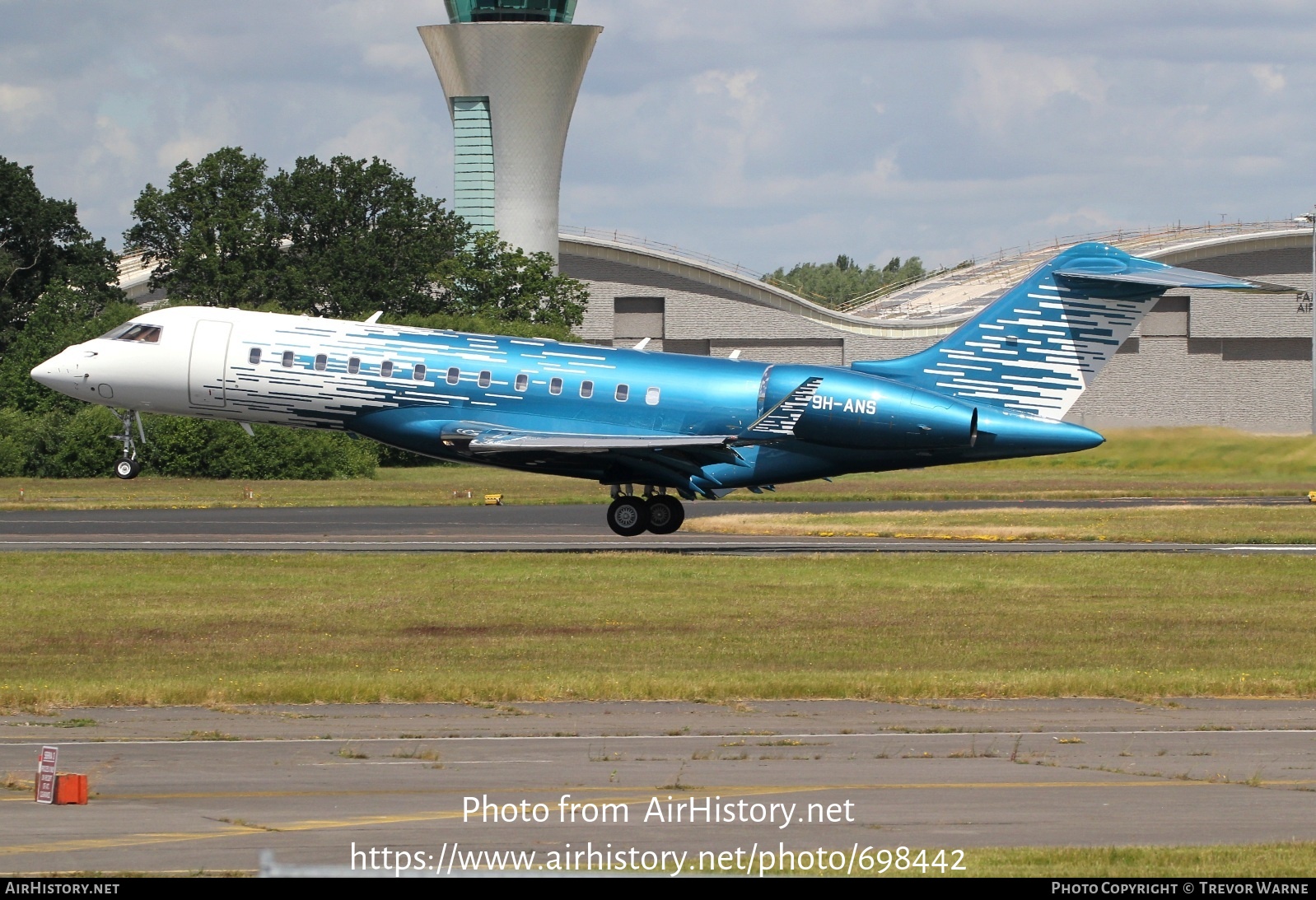 Aircraft Photo of 9H-ANS | Bombardier Global 6000 (BD-700-1A10) | AirHistory.net #698442