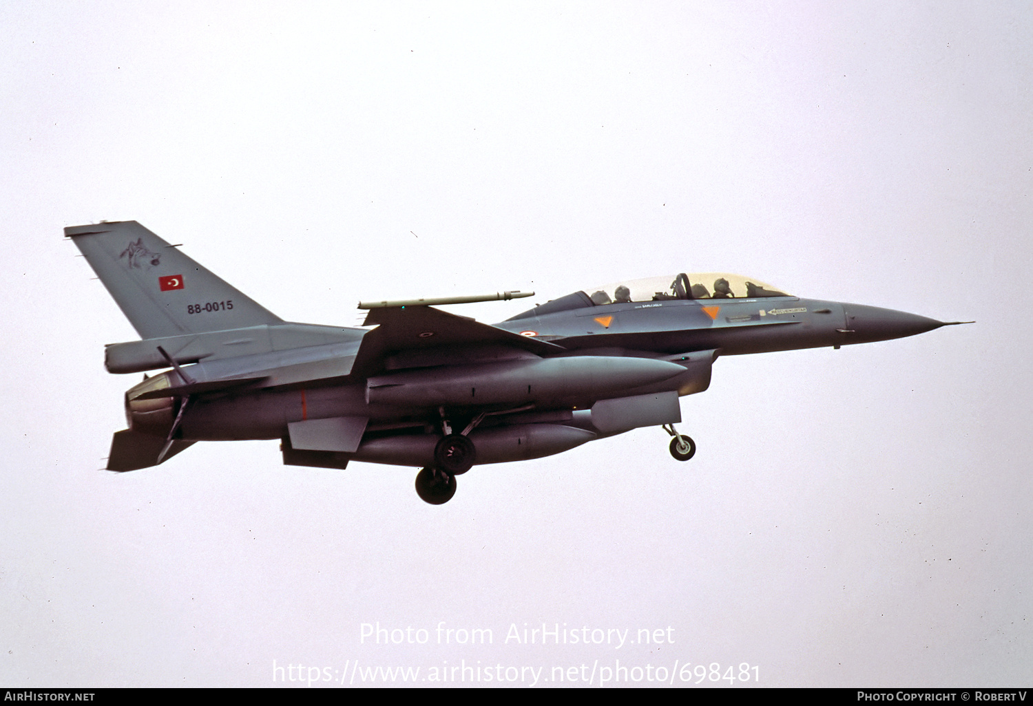 Aircraft Photo of 88-0015 | General Dynamics F-16D Fighting Falcon | Turkey - Air Force | AirHistory.net #698481