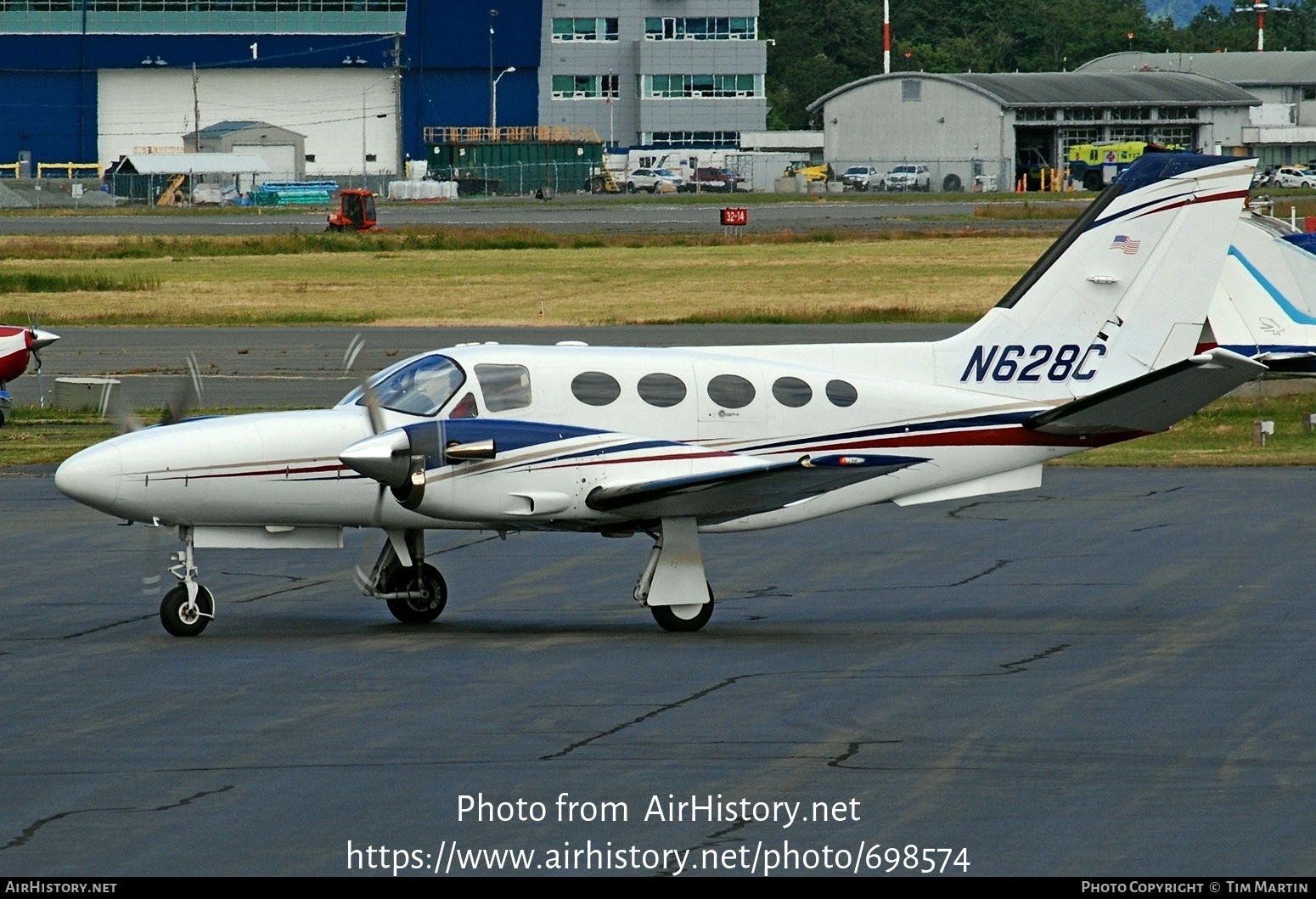 Aircraft Photo of N628C | Cessna 425 Corsair | AirHistory.net #698574