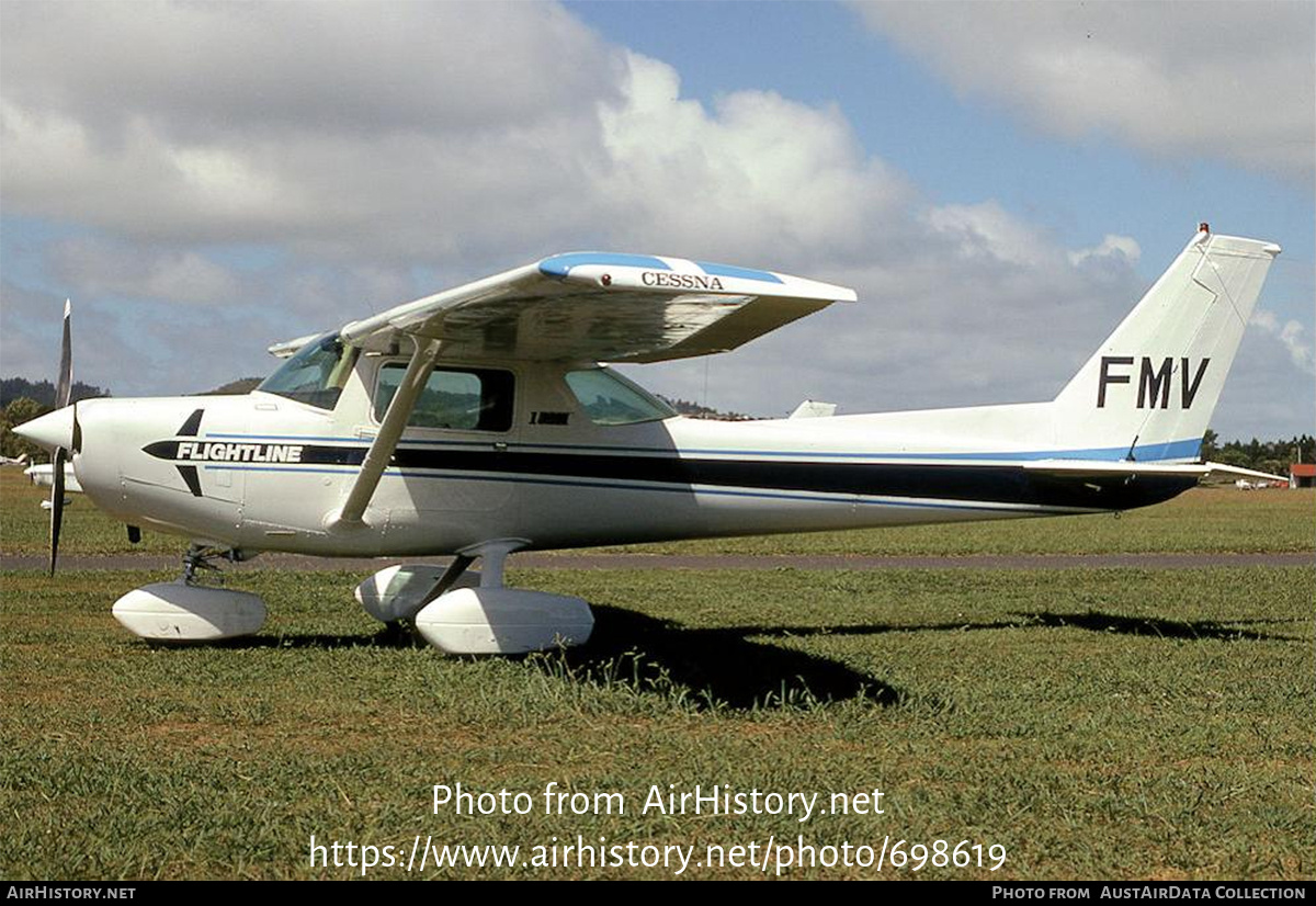 Aircraft Photo of ZK-FMV / FMV | Cessna 152 | Flightline | AirHistory.net #698619