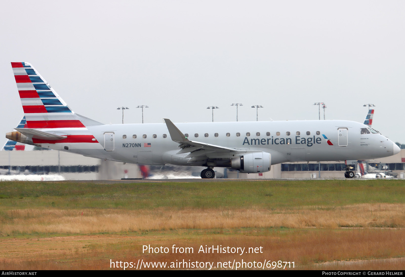 Aircraft Photo of N270NN | Embraer 175LR (ERJ-170-200LR) | American Eagle | AirHistory.net #698711