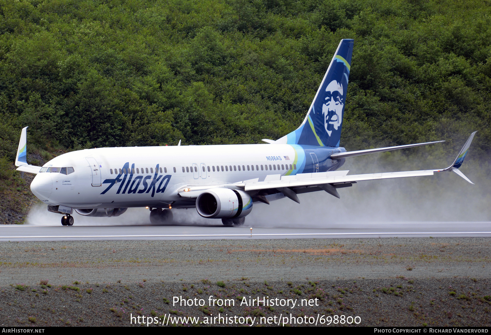 Aircraft Photo of N586AS | Boeing 737-890 | Alaska Airlines | AirHistory.net #698800