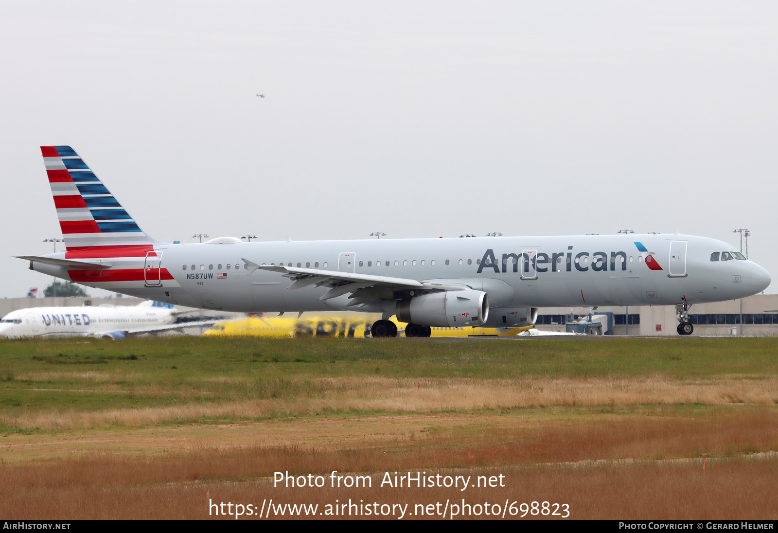 Aircraft Photo of N587UW | Airbus A321-231 | American Airlines | AirHistory.net #698823