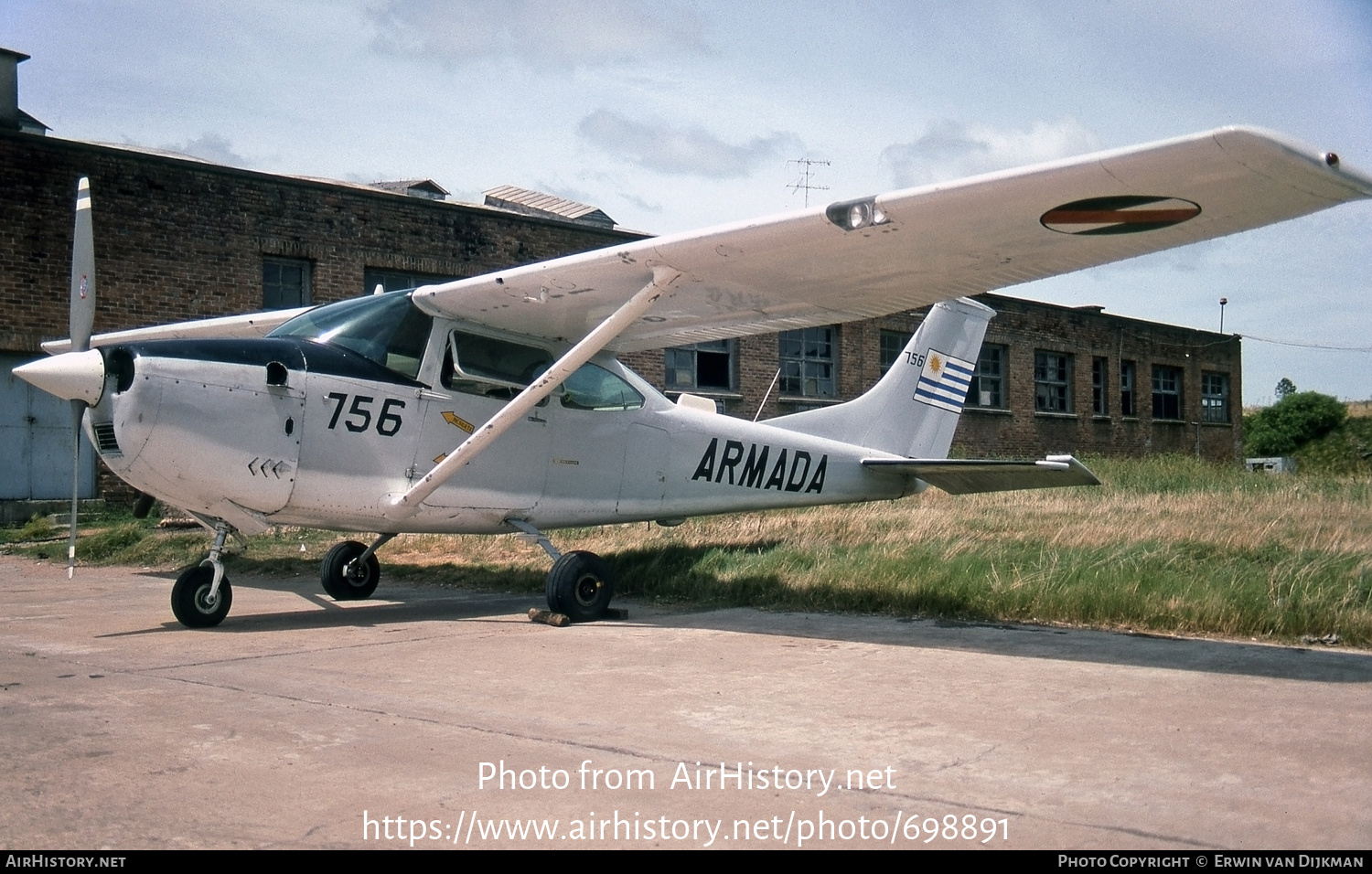 Aircraft Photo of 756 | Cessna 182K | Uruguay - Navy | AirHistory.net #698891