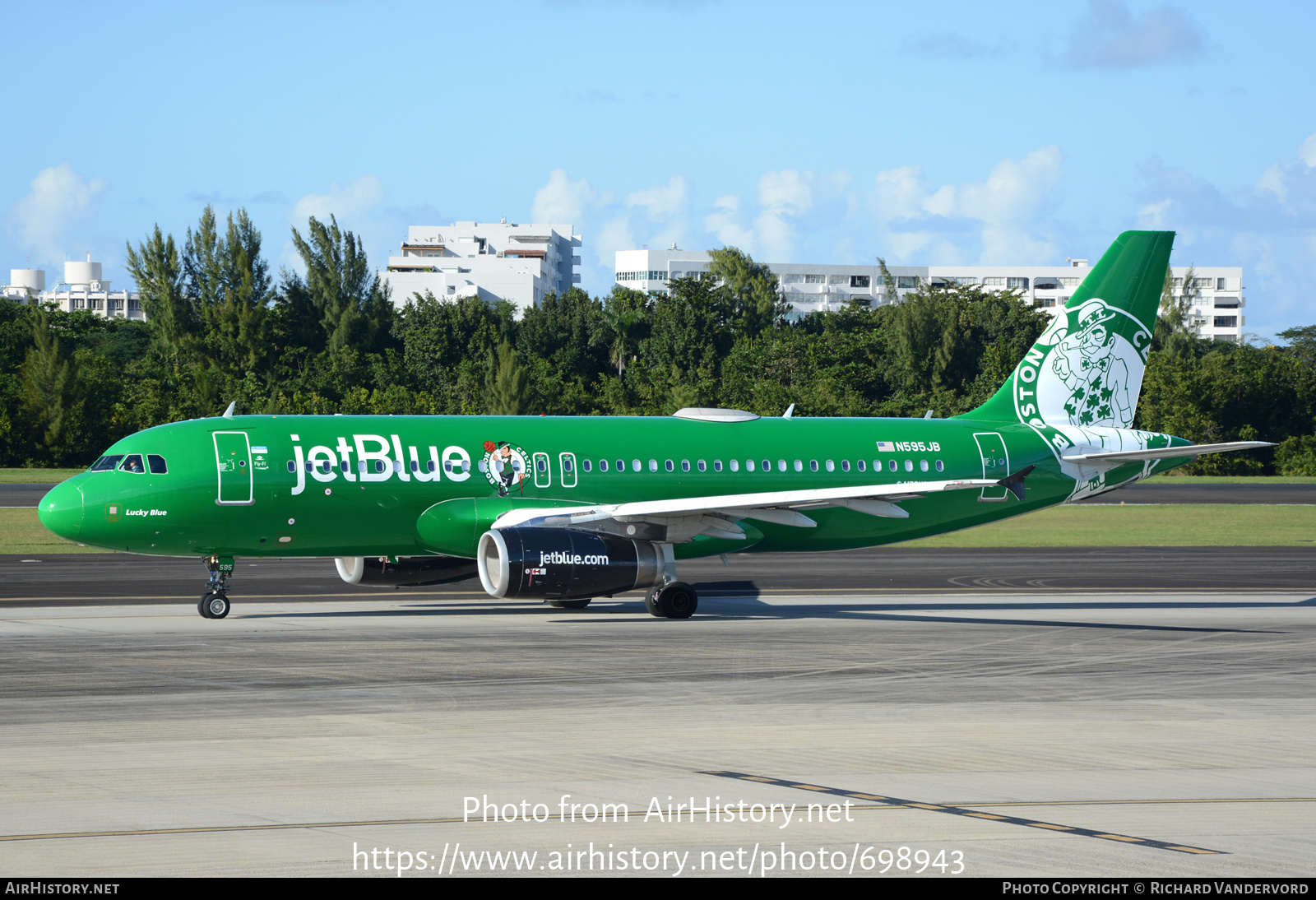 Aircraft Photo of N595JB | Airbus A320-232 | JetBlue Airways | AirHistory.net #698943