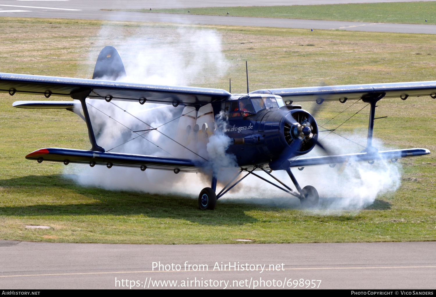 Aircraft Photo of D-FOJB | Antonov An-2T | Ostthüringer Fallschirmsportclub Gera | AirHistory.net #698957