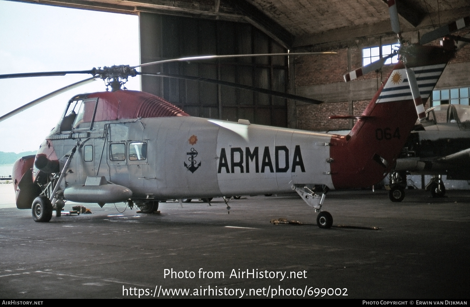 Aircraft Photo of 064 | Westland WS-58 Wessex 60 | Uruguay - Navy | AirHistory.net #699002