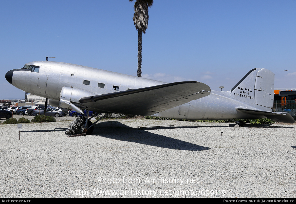 Aircraft Photo of N19915 | Douglas C-53 Skytrooper | US Mail | AirHistory.net #699119