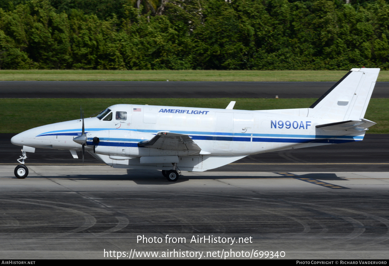 Aircraft Photo of N990AF | Beech C99 Airliner | Ameriflight | AirHistory.net #699340