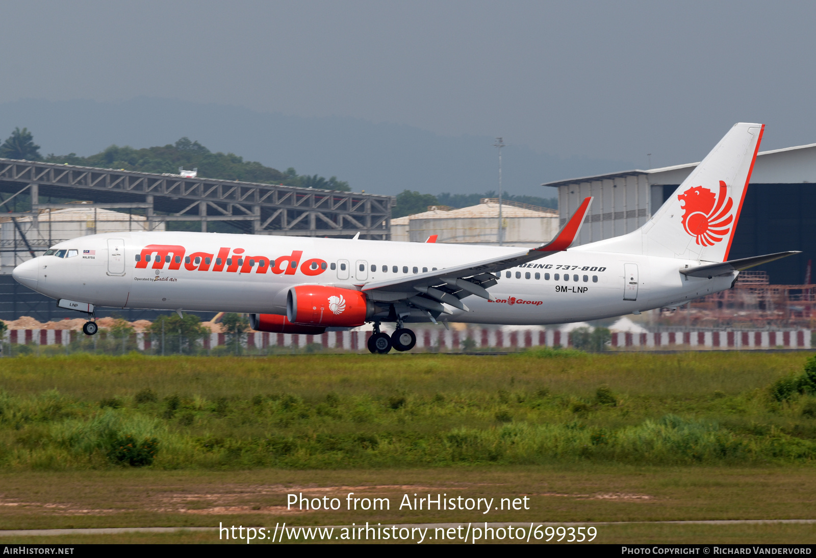 Aircraft Photo of 9M-LNP | Boeing 737-8GP | Malindo Air | AirHistory.net #699359