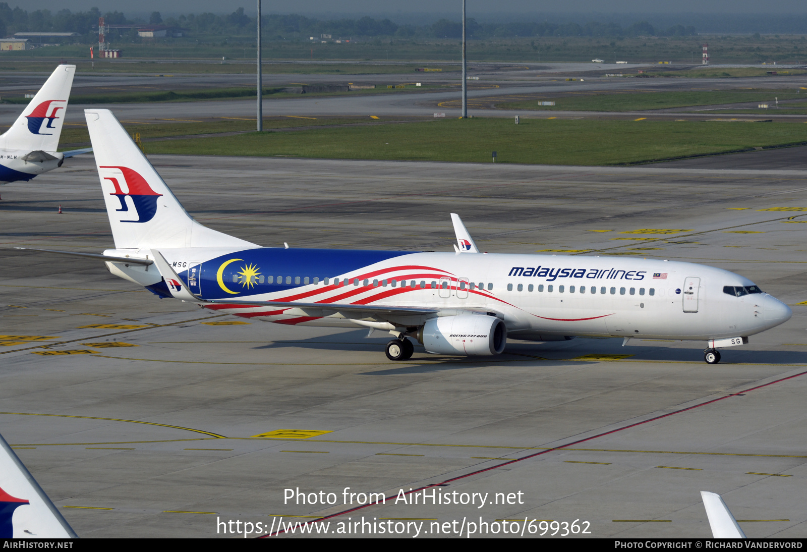 Aircraft Photo of 9M-MSG | Boeing 737-8H6 | Malaysia Airlines | AirHistory.net #699362