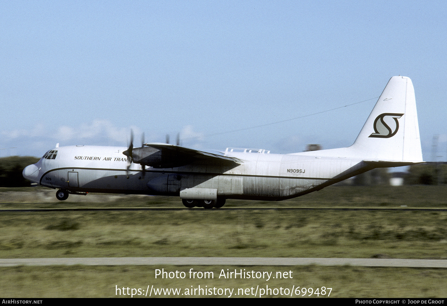 Aircraft Photo of N909SJ | Lockheed L-100-30 Hercules (382G) | Southern Air Transport | AirHistory.net #699487