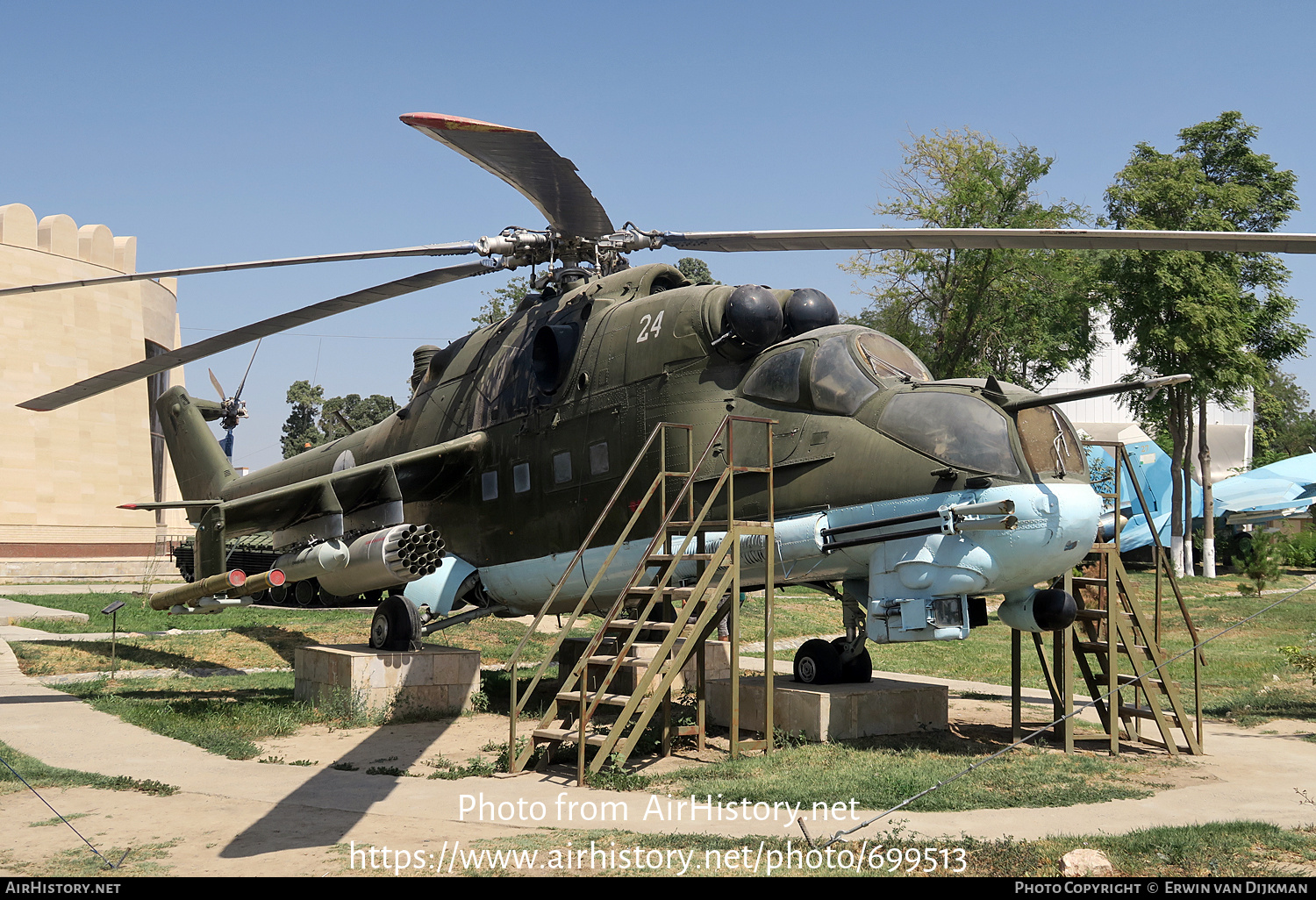 Aircraft Photo of 24 yellow | Mil Mi-24P | Uzbekistan - Air Force | AirHistory.net #699513