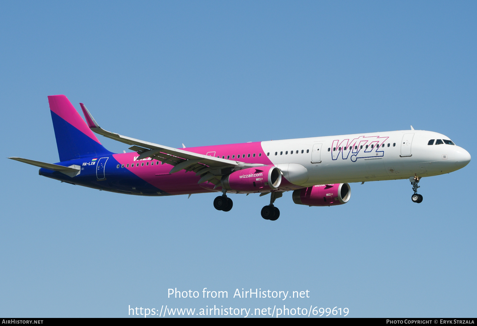 Aircraft Photo of HA-LXW | Airbus A321-231 | Wizz Air | AirHistory.net #699619