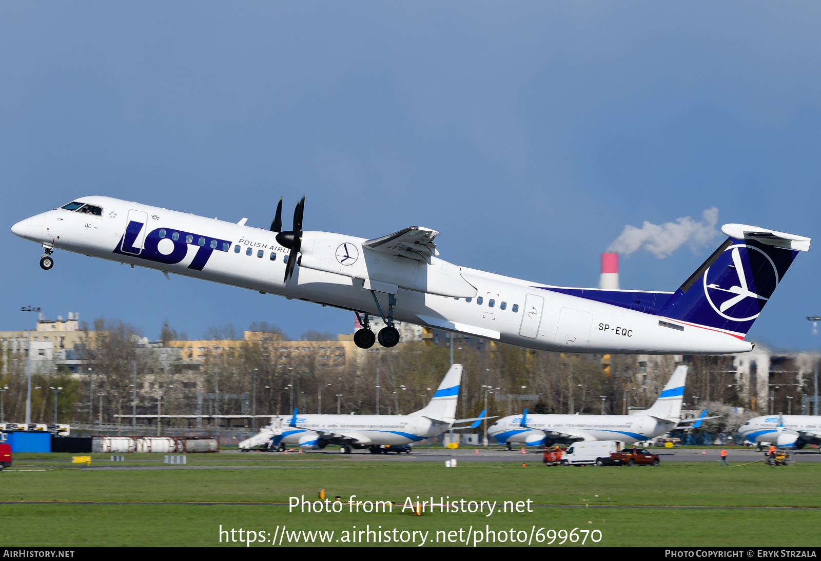 Aircraft Photo of SP-EQC | Bombardier DHC-8-402 Dash 8 | LOT Polish Airlines - Polskie Linie Lotnicze | AirHistory.net #699670