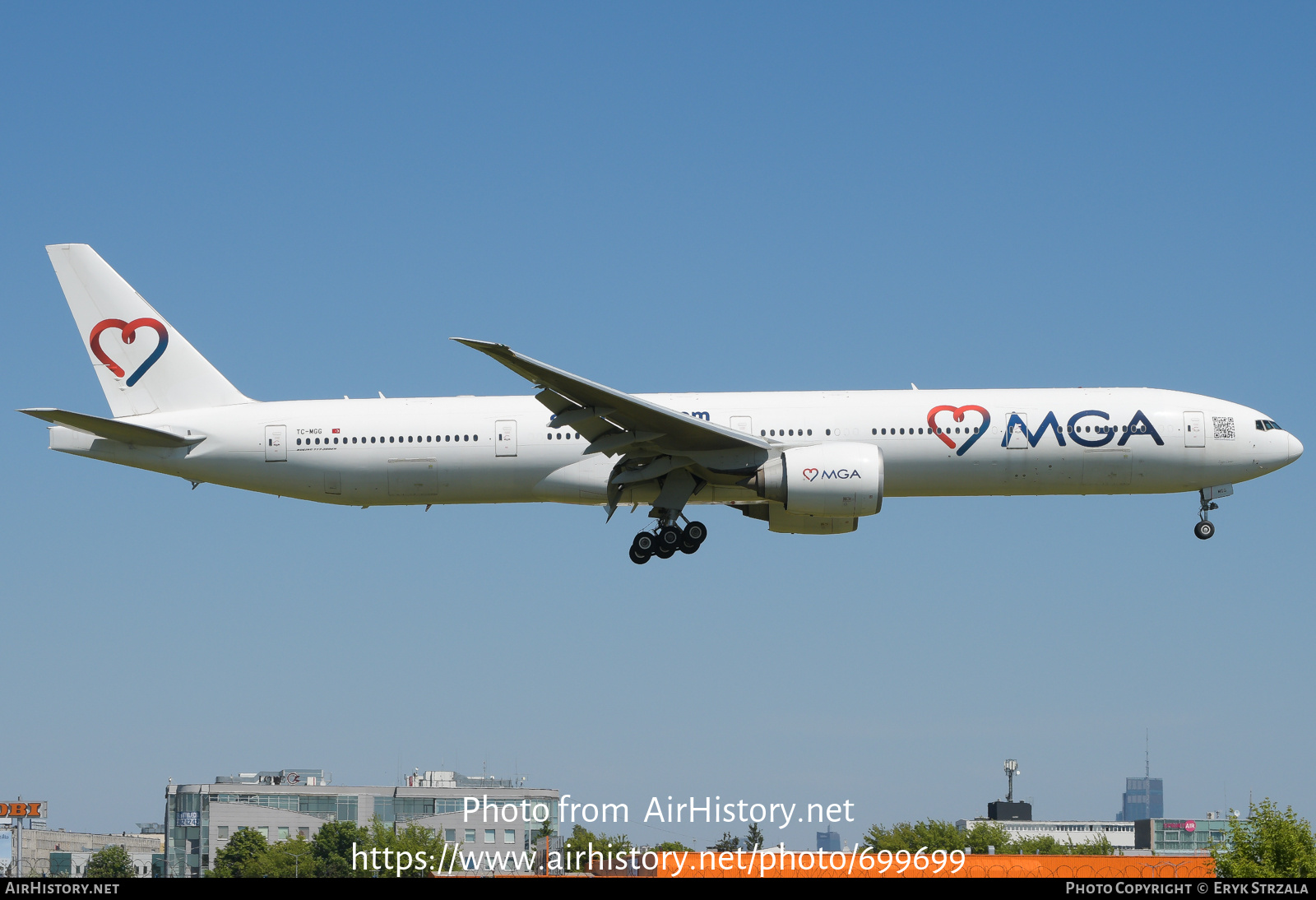 Aircraft Photo of TC-MGG | Boeing 777-3ZG/ER | MGA - Mavi Gok Aviation | AirHistory.net #699699