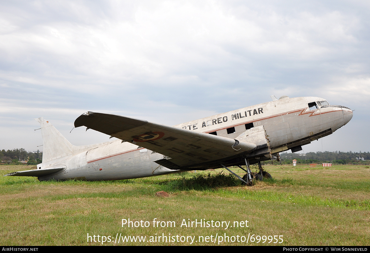 Aircraft Photo of 2030 | Douglas C-47A Skytrain | Paraguay - Air Force | AirHistory.net #699955