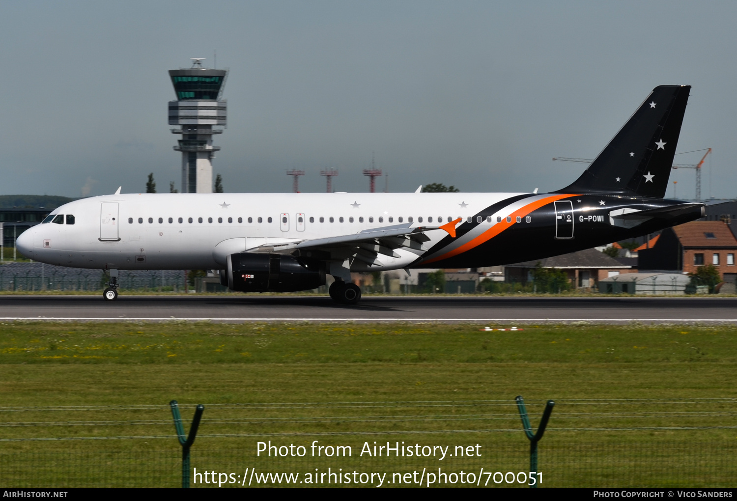 Aircraft Photo of G-POWI | Airbus A320-233 | Titan Airways | AirHistory.net #700051