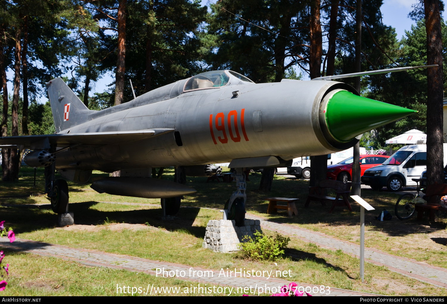 Aircraft Photo of 1901 | Mikoyan-Gurevich MiG-21PF | Poland - Air Force | AirHistory.net #700083