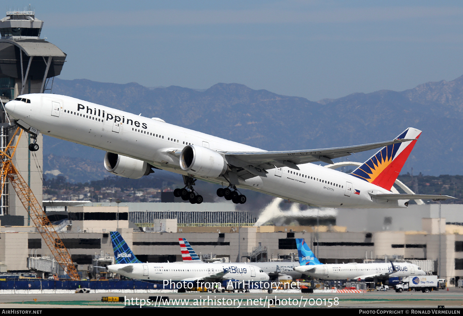 Aircraft Photo of RP-C7773 | Boeing 777-3F6/ER | Philippine Airlines | AirHistory.net #700158