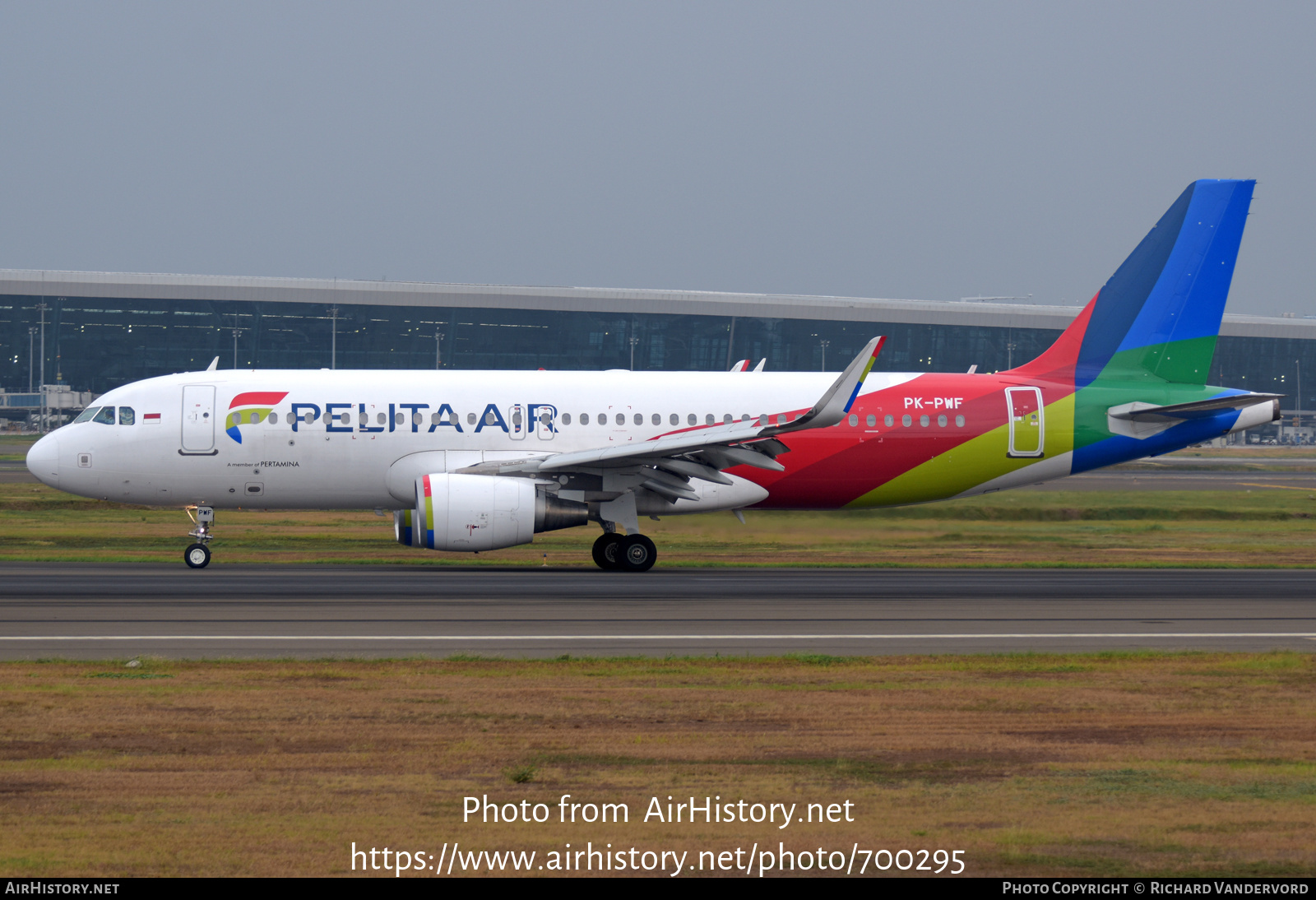 Aircraft Photo of PK-PWF | Airbus A320-214 | Pelita Air Service | AirHistory.net #700295