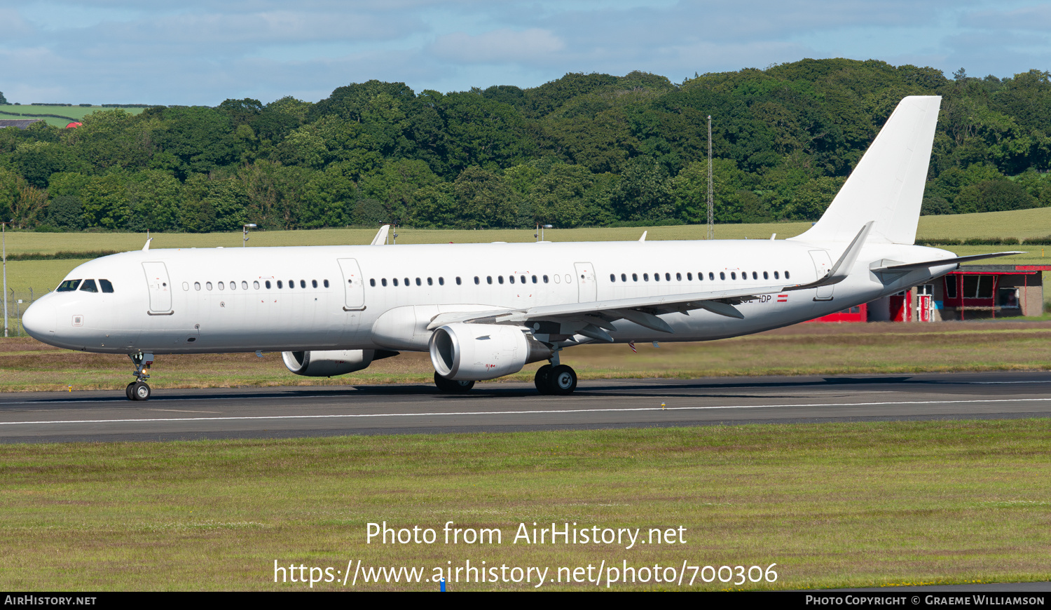 Aircraft Photo of OE-IDP | Airbus A321-211 | AirHistory.net #700306