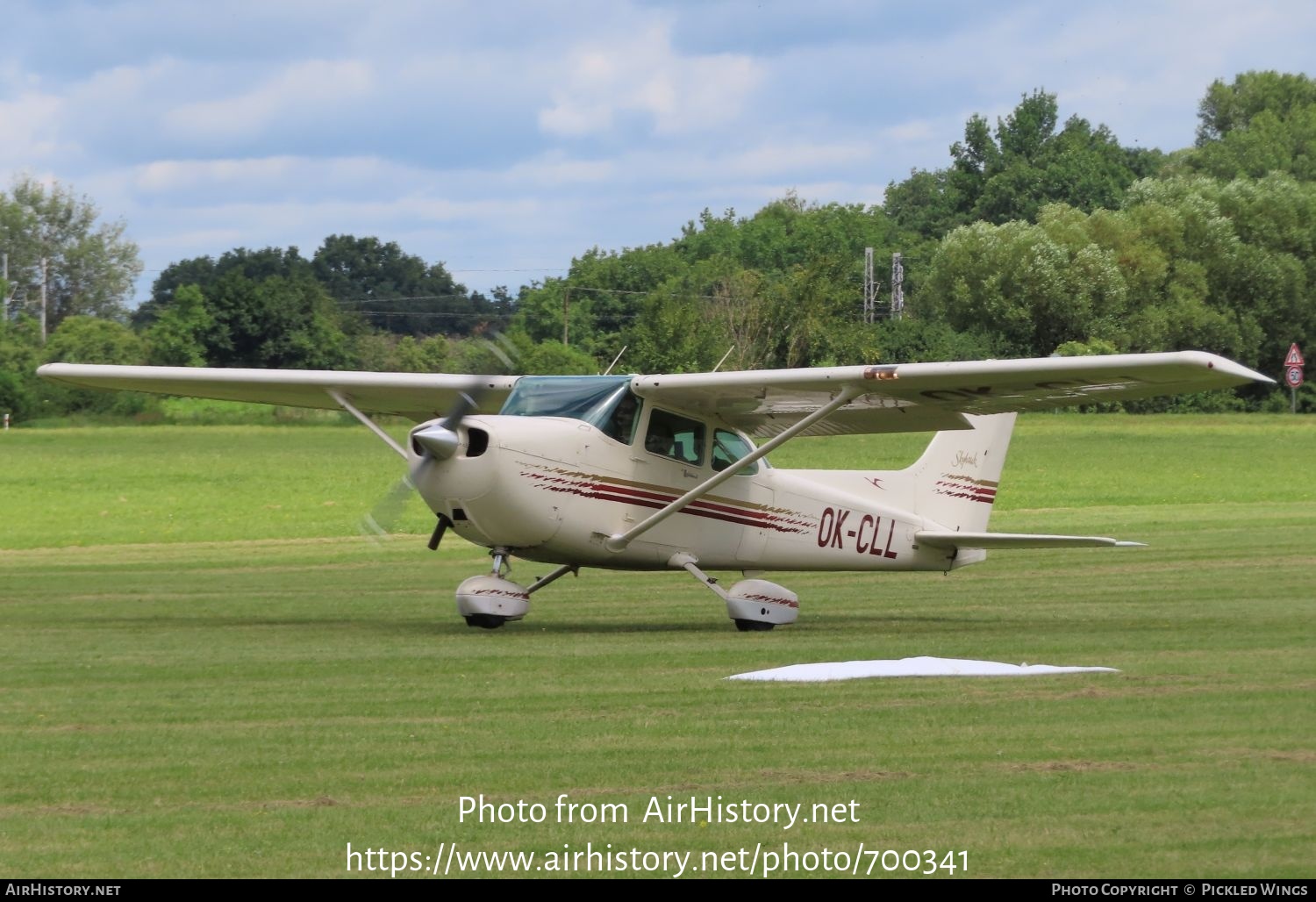 Aircraft Photo of OK-CLL | Cessna 172P Skyhawk | AirHistory.net #700341