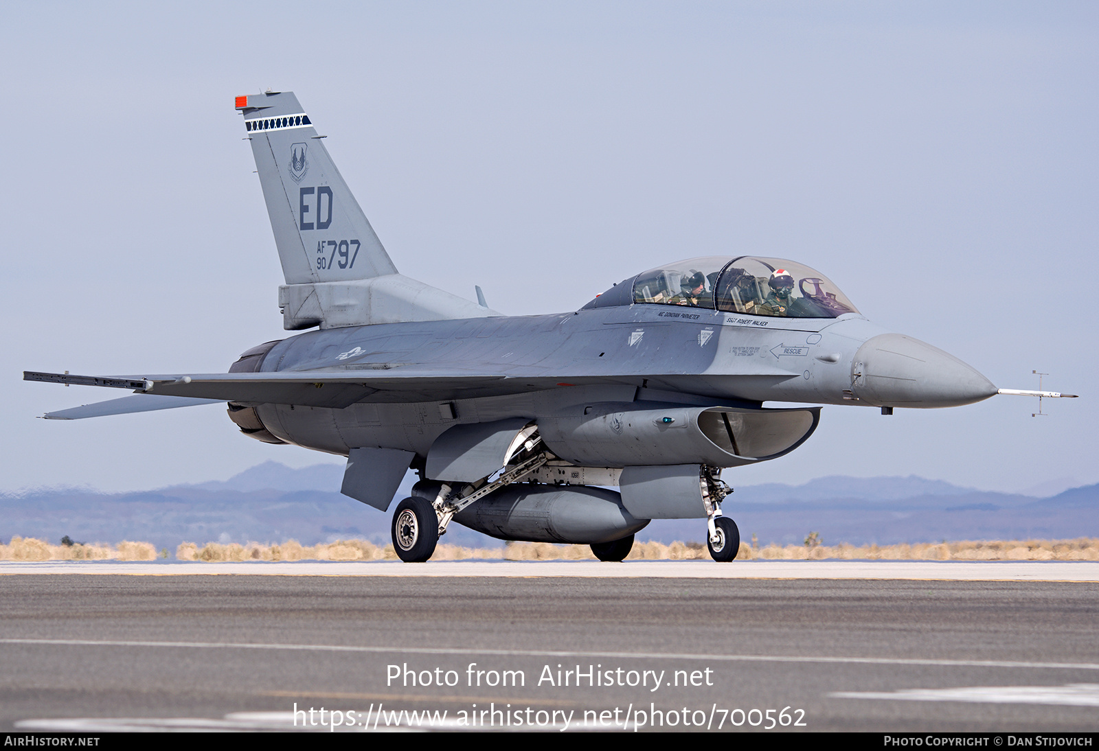 Aircraft Photo of 90-0797 / AF90-797 | General Dynamics F-16DM Fighting Falcon | USA - Air Force | AirHistory.net #700562