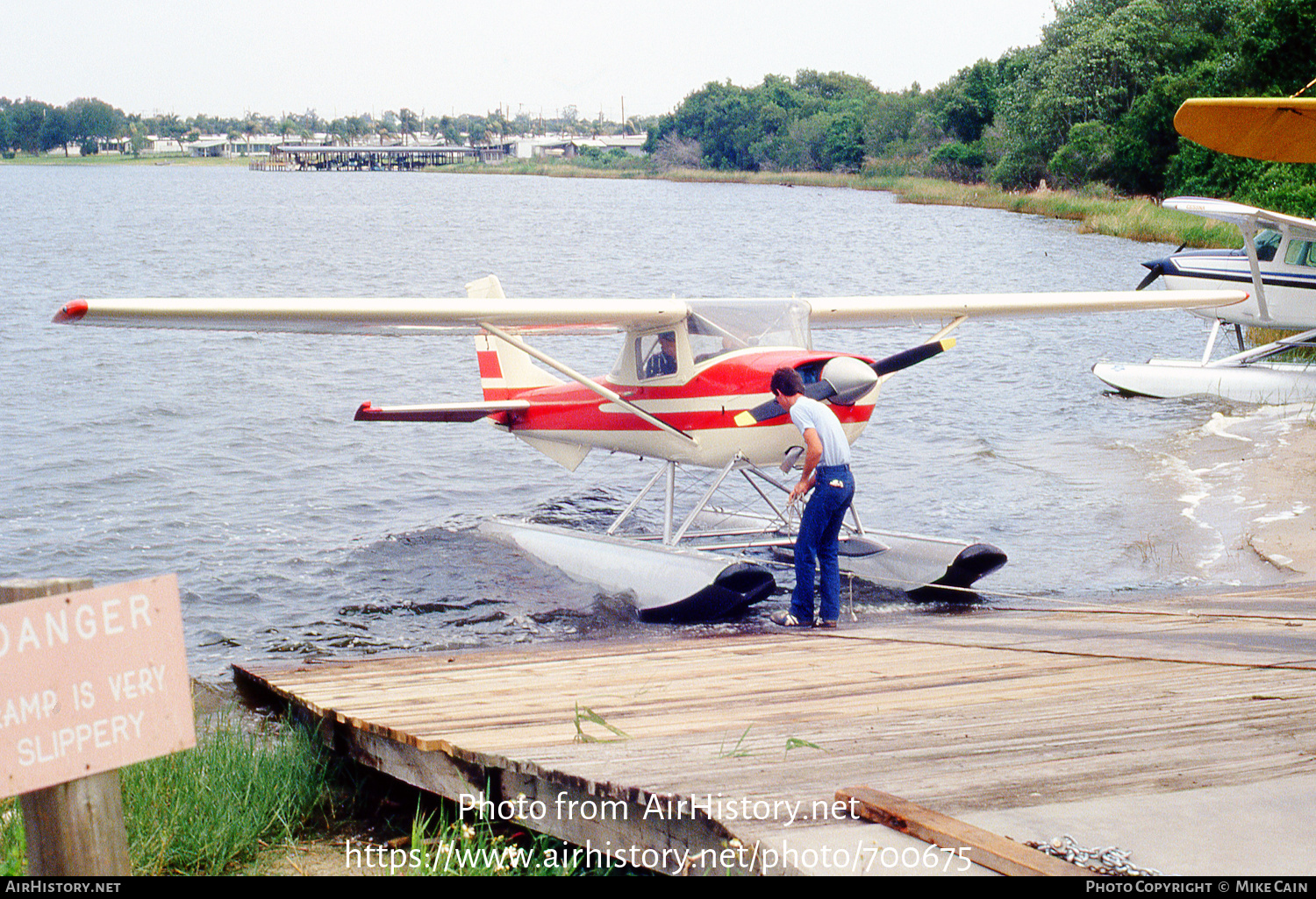 Aircraft Photo of N3344J | Cessna 150G | AirHistory.net #700675