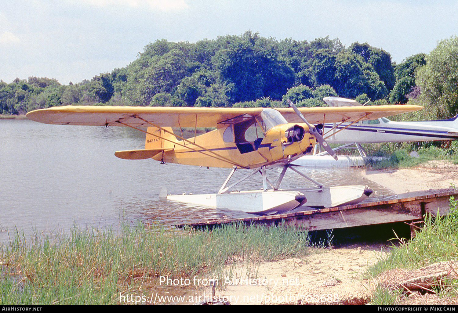 Aircraft Photo of N42447 | Piper J-3C-65 Cub | AirHistory.net #700688